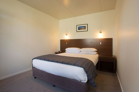 Swansea Beach Chalets - Accommodation Search 7