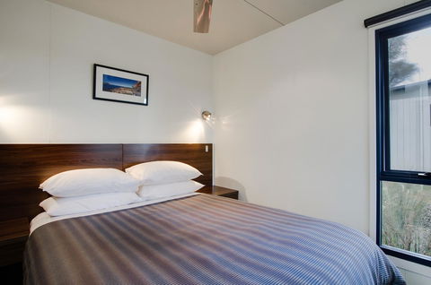 Swansea Beach Chalets - Accommodation Search 19