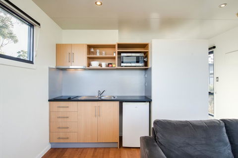 Swansea Beach Chalets - Accommodation Search 17