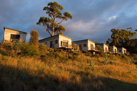 Swansea Beach Chalets - Accommodation Search 0