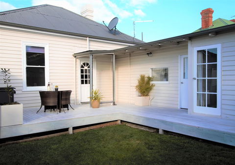 Horlock House - Accommodation Search 9