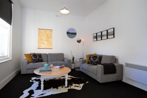Horlock House - Accommodation Search 8