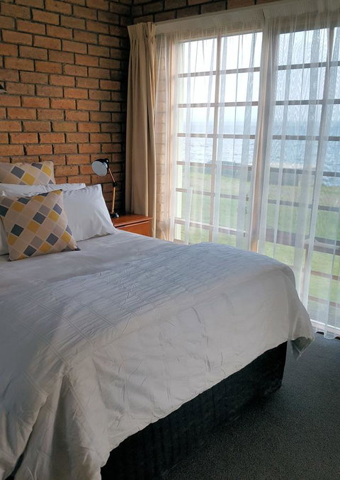 Stanley Village Waterfront Accommodation - Accommodation Search 5