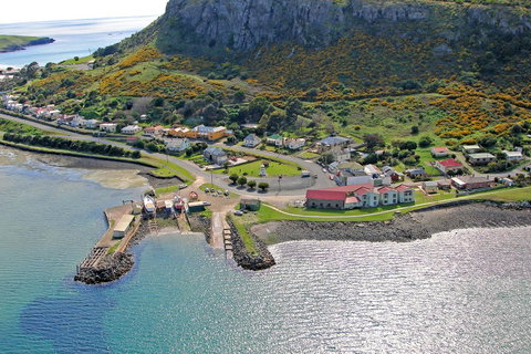 Stanley Village Waterfront Accommodation - Accommodation Search 13