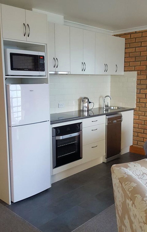 Stanley Village Waterfront Accommodation - Accommodation Search 7