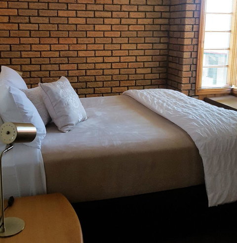 Stanley Village Waterfront Accommodation - Accommodation Search 6