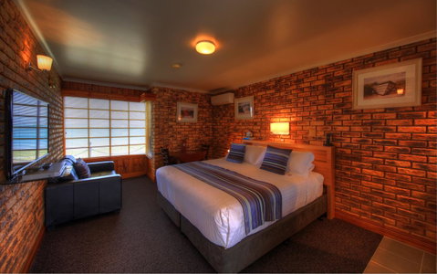 Stanley Village Waterfront Accommodation - Accommodation Search 25