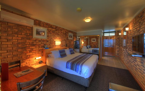 Stanley Village Waterfront Accommodation - Accommodation Search 27