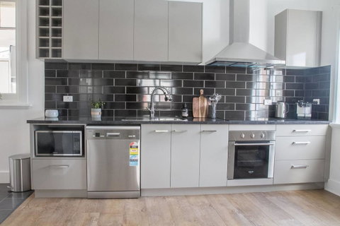 49 Pedder - Accommodation Search 8