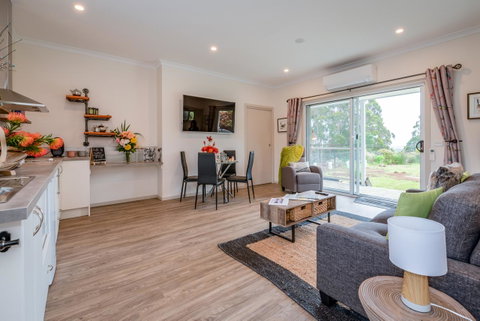 Erriba House - Accommodation Search 6