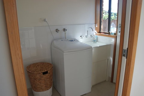 Modern 2 Bedroom Appartment - Accommodation Search 13