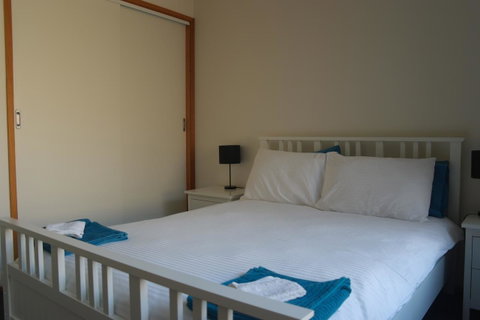Modern 2 Bedroom Appartment - Accommodation Search 8