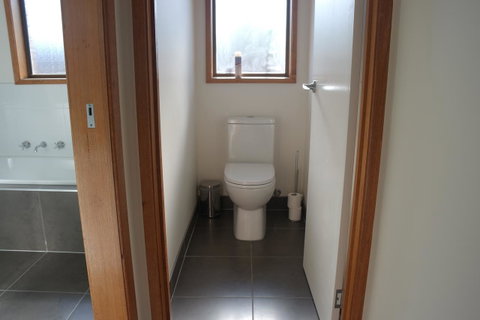Modern 2 Bedroom Appartment - Accommodation Search 12