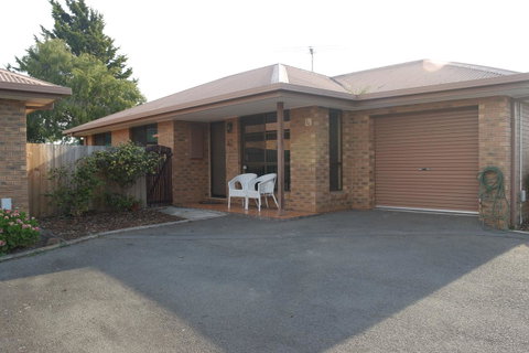 Modern 2 Bedroom Appartment - Accommodation Search 17