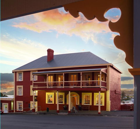 Stanley Hotel & Apartments - Accommodation Search 0