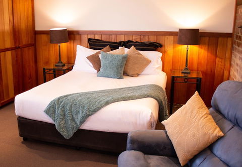Stanley Hotel & Apartments - Accommodation Search 4