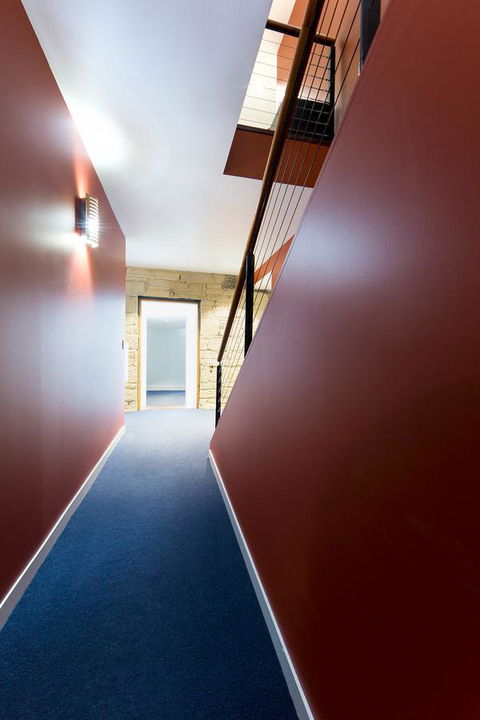 Customs House Hotel - Accommodation Search 8
