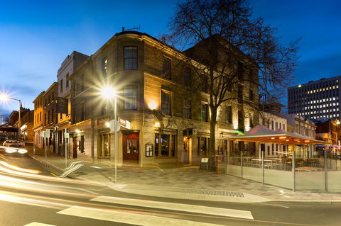 Customs House Hotel - Accommodation Search 0