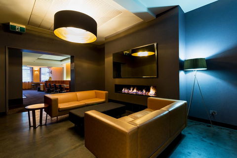 Customs House Hotel - Accommodation Search 31