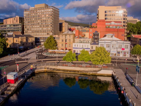 Customs House Hotel - Accommodation Search 2