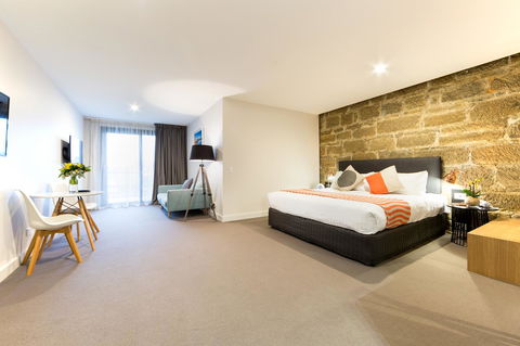 Customs House Hotel - Accommodation Search 6