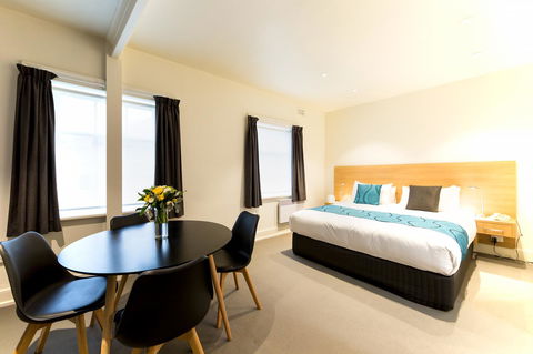 Customs House Hotel - Accommodation Search 40