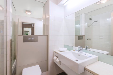 Best Western Plus Launceston - Accommodation Search 4