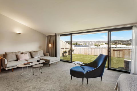 MACq 01 Hotel - Accommodation Search 24
