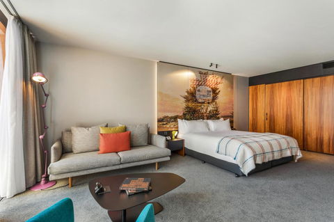 MACq 01 Hotel - Accommodation Search 1