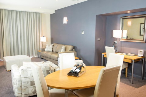 Peppers Seaport Hotel - Accommodation Search 41