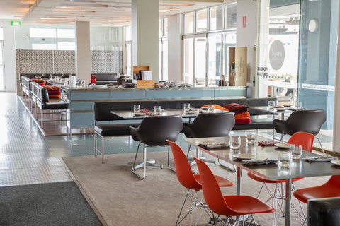 Peppers Seaport Hotel - Accommodation Search 35
