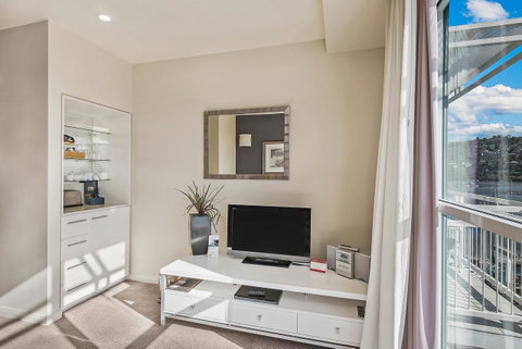 Peppers Seaport Hotel - Accommodation Search 1