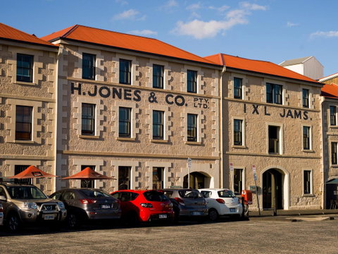 The Henry Jones Art Hotel - Accommodation Search 5