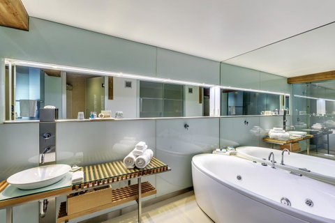The Henry Jones Art Hotel - Accommodation Search 20