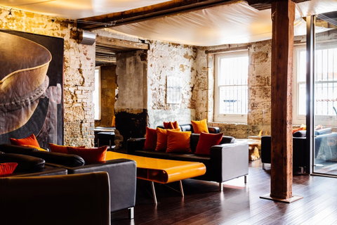 The Henry Jones Art Hotel - Accommodation Search 18
