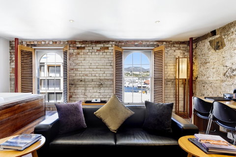 The Henry Jones Art Hotel - Accommodation Search 26