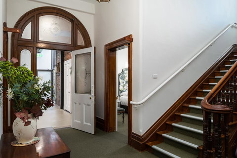 The Florance - Accommodation Search 4