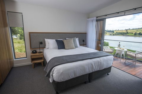Rosevears Riverview Hotel - Accommodation Search 23