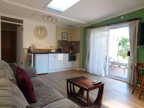 Amble\'a\'While On Tamar - Accommodation Search 37