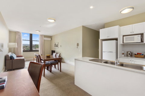Launceston Central Apartment Hotel Official - Accommodation Search 18