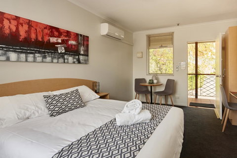 Elphin Serviced Apartments - Accommodation Search 22