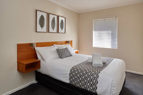 Elphin Serviced Apartments - Accommodation Search 1