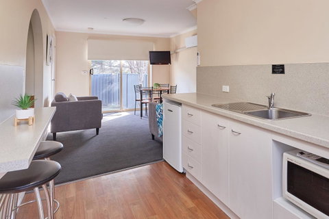 Elphin Serviced Apartments - Accommodation Search 8