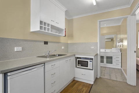 Elphin Serviced Apartments - Accommodation Search 39