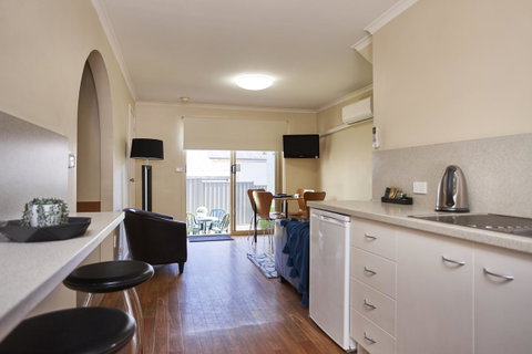 Elphin Serviced Apartments - Accommodation Search 30