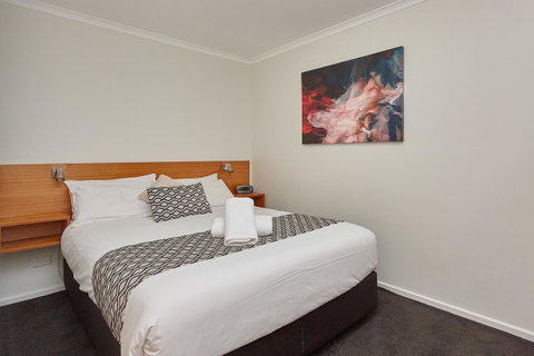 Elphin Serviced Apartments - Accommodation Search 2