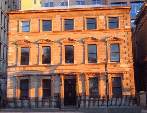 105 Mac Unique Apartments - Accommodation Search 0
