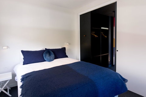 105 Mac Unique Apartments - Accommodation Search 18
