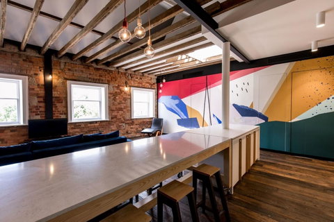 105 Mac Unique Apartments - Accommodation Search 21