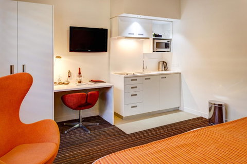 Mantra Charles Hotel - Accommodation Search 25